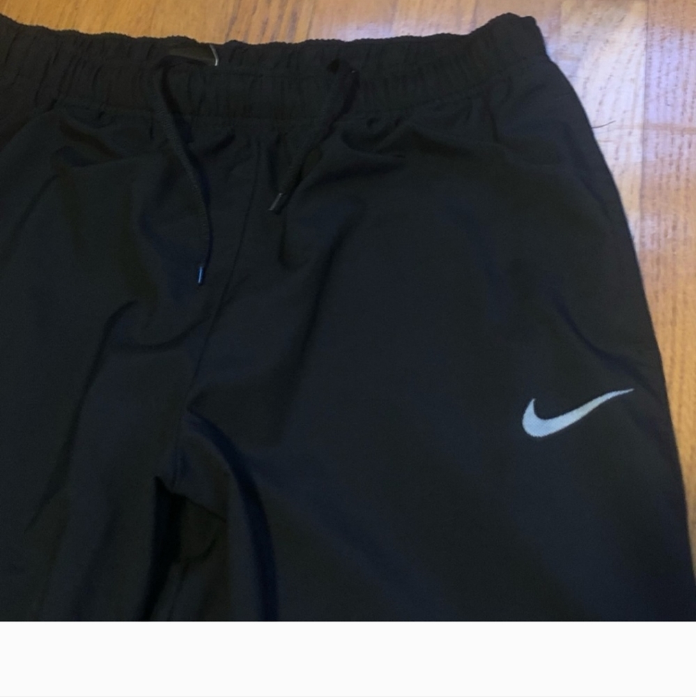 Nike Swoosh pants black little gray xl